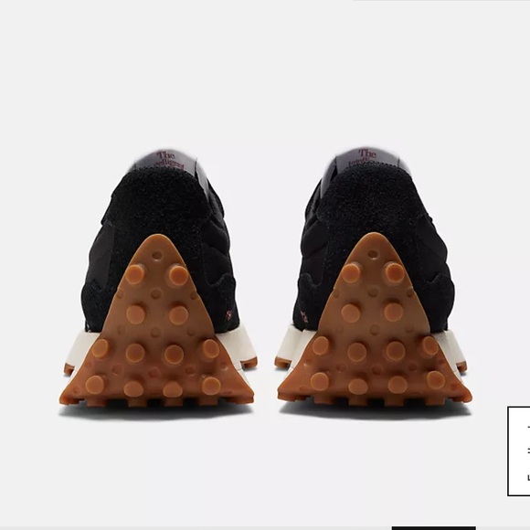 New Balance 327 Black Sneakers - Picture 6 of 15